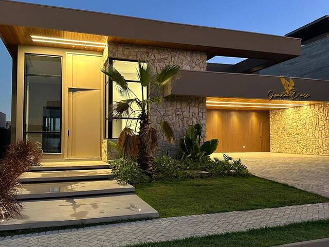 #42 - Casa para Venda em Cuiabá - MT