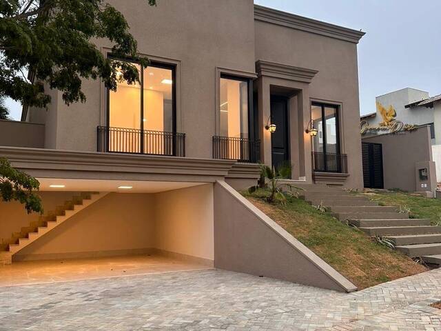 #54 - Casa para Venda em Cuiabá - MT